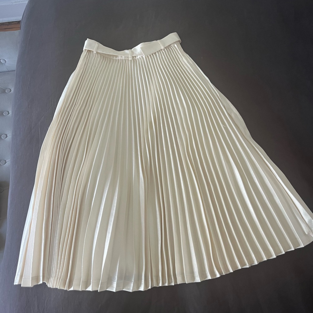 SOLD Audrey Hepburn Moon River Cream Satin Pleated Belted Midi Skirt - Picture 3 of 14
